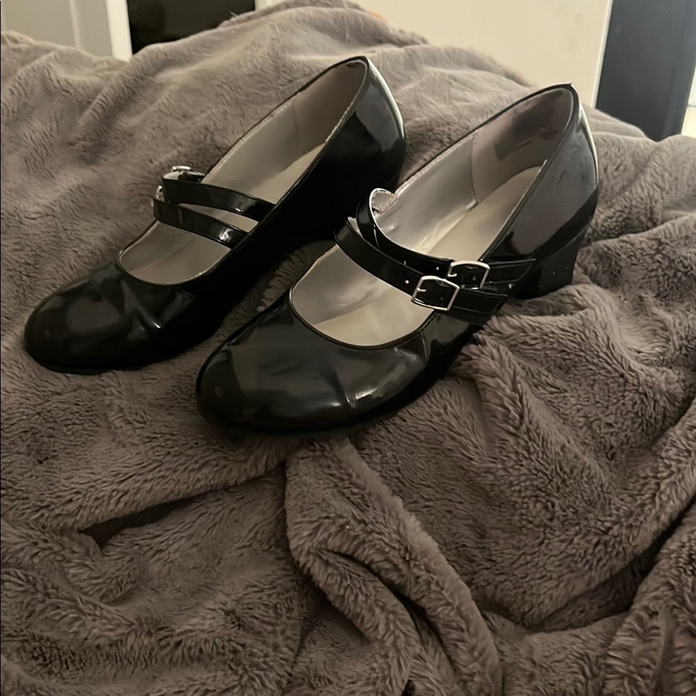 Women's Black Patent Leather Mary Jane Shoes